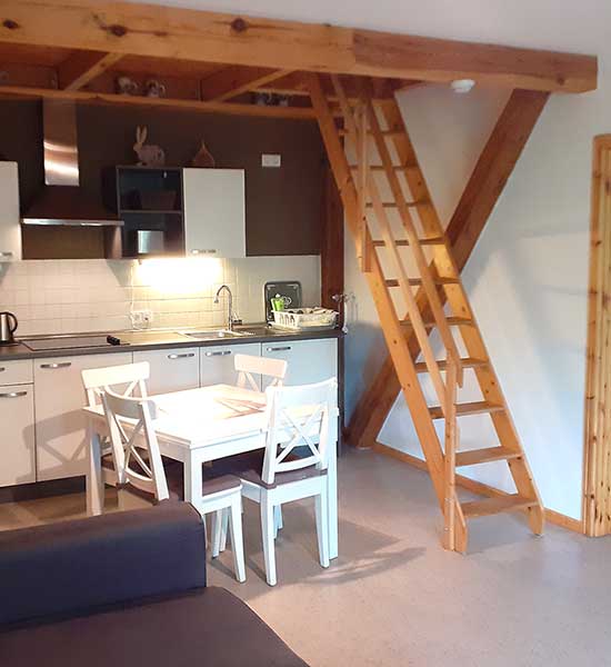 Wohn- und Essbereich in der Ferienwohnung Kornboden